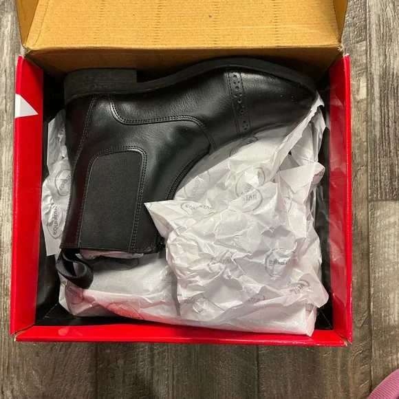 Stylish Black Kids Rain Boots Size 3 - Picture 10 of 12